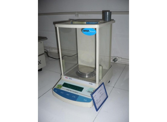 数显分万分之一析天平