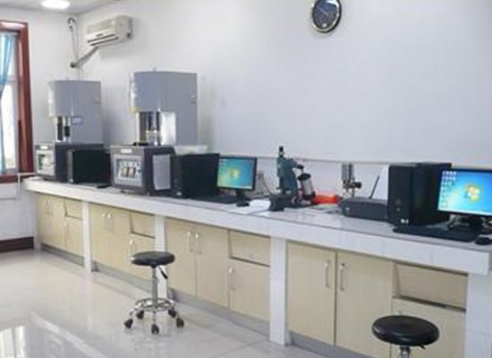 物理检测室一角